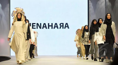  atau nama lengkapnya Nanida Jenahara Nasution  Biografi Designer Jenahara Nasution , Pencetus Hijabers Community Indonesia