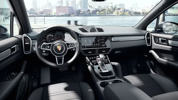 Interior Porsche Cayenne Platinum Edition