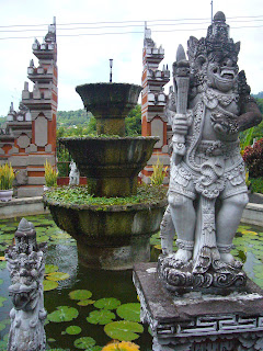 bali mountain buddhist temple