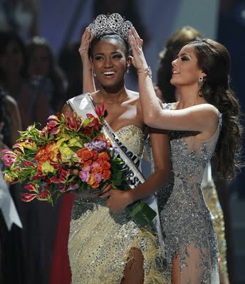  Leila Lopes