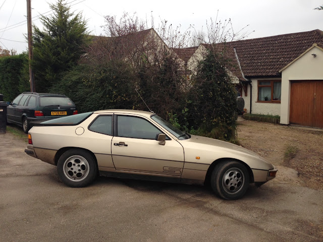 Porsche 924S