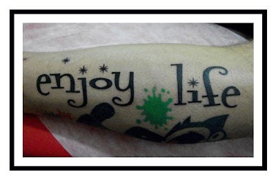 enjoy-life-lettering-tattoo