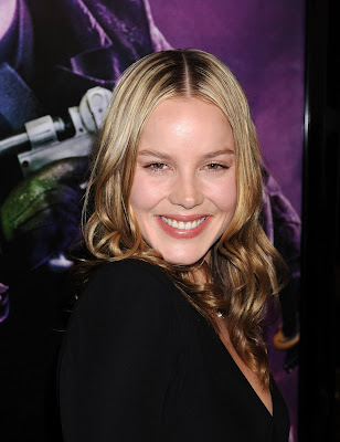 Abbie Cornish sexy picture