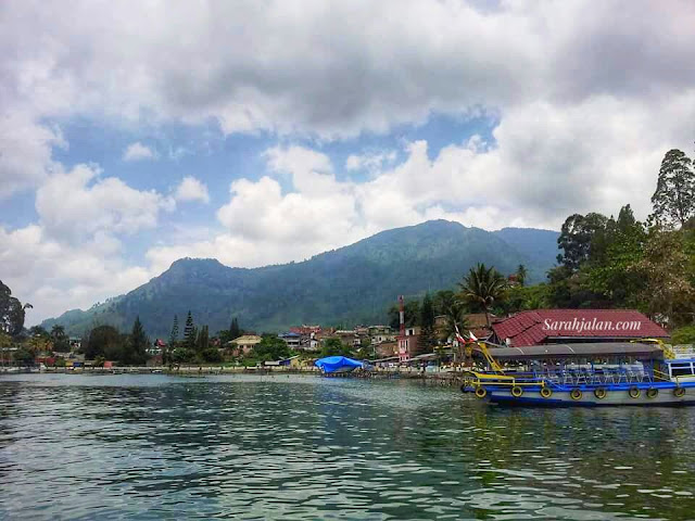 Air Bersih di Danau Toba