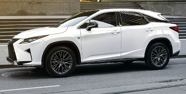 Lexus RX 350 is outstanding for its refined and sleeker show up