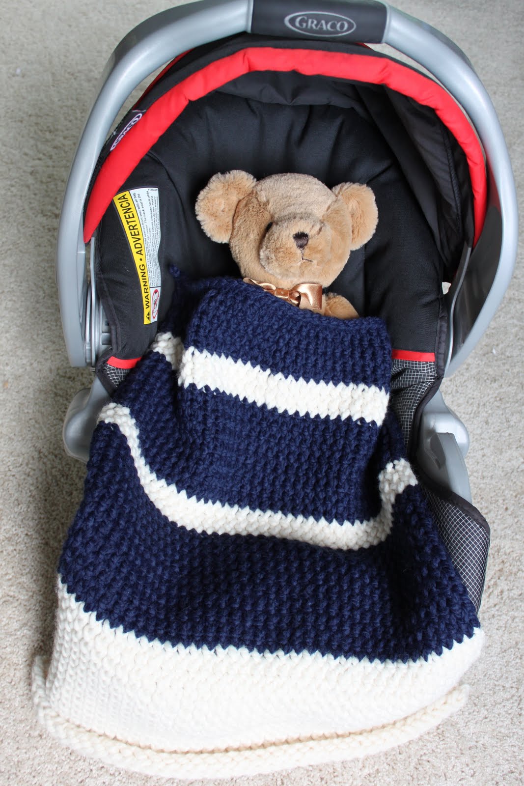 CREATE STUDIO: Knit Car Seat Blanket