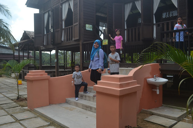 Bukit Gambang Water Park