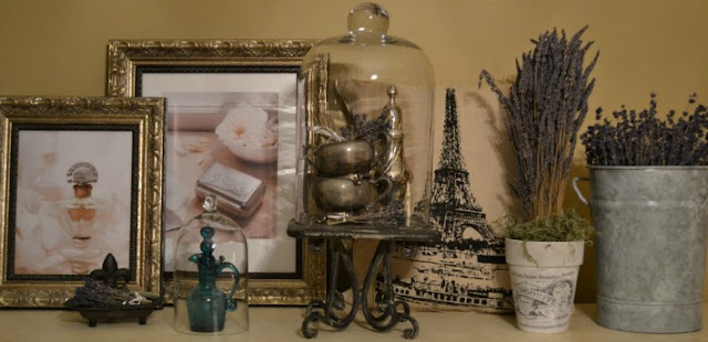 mantel vignette