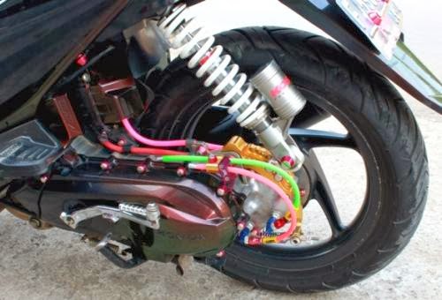 Honda Beat  Variasi Adjustable Sok Belakang Modifikasi 