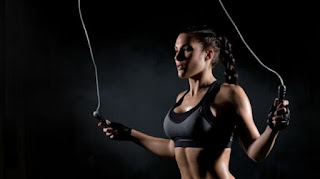 Saltar la cuerda: Una forma divertida de adelgazar y obtener beneficios para tu cuerpo