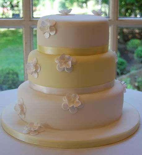 Beautiful Wedding Cake Decorated In Elegant Pastels With Delicate Sugar 
