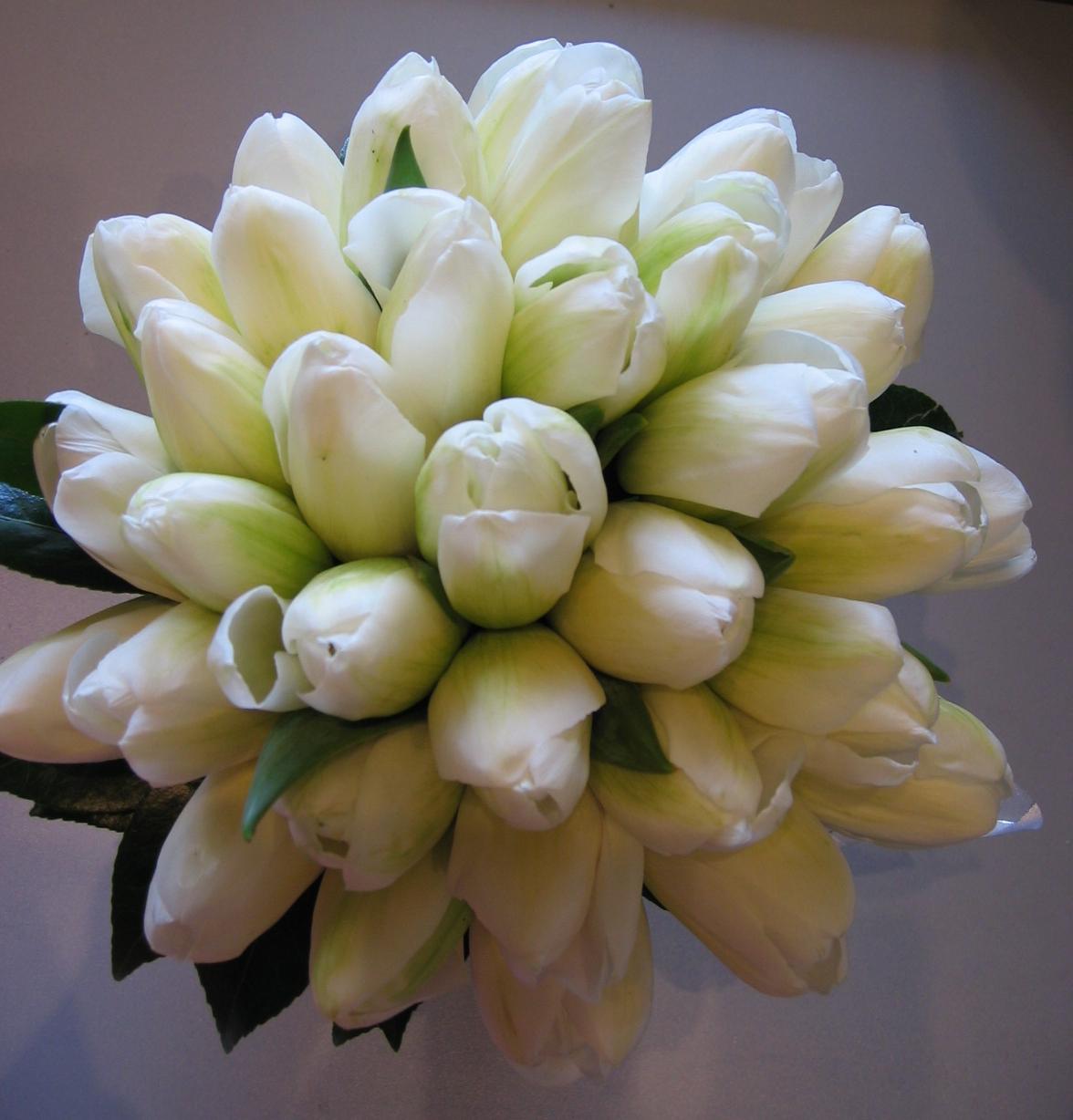 wedding flowers tulips