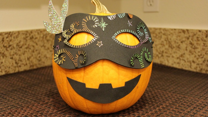 Ringo S Cafe ハロウィン デコレーションキットを使った簡単カボチャのマスクの作り方 ジャック オ ランタン Diy