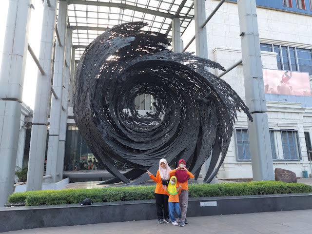 Museum Nasional Indonesia: Museum Terlengkap se-Asia Tenggara