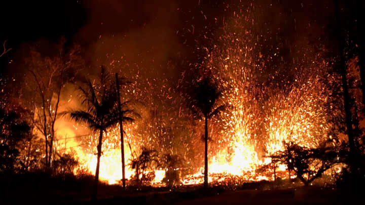 Incredible Video Of Lava Flowing Down Hawaiian Streets