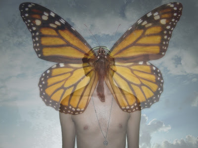 Edit Surreal en Photoshop inspirada en la metamorfosis de una mariposa monarca y la tecnica de control mental MONARCH PROGRAMMING por Sir Helder Amos