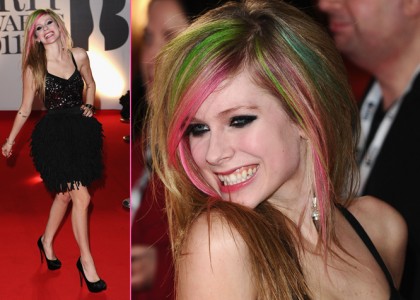 E tamb m tem uma funda o para ajudar crian as doentes a Avril Lavigne 