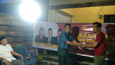 Ketua DPC Gerindra Bone Bantu Korban Kebakaran di Desa Itterung