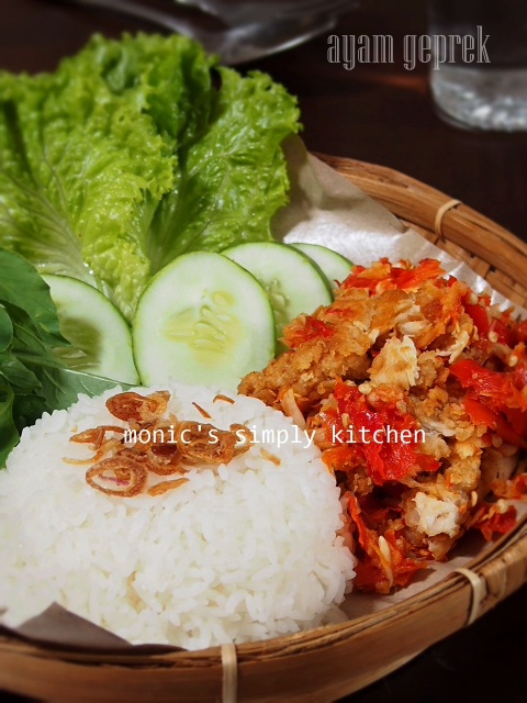 Resep Ayam Geprek ala Monic  Monic's Simply Kitchen