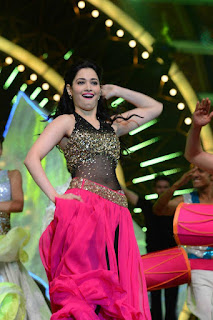 Tamanna Hot Dancing Stills At IIFA Awards