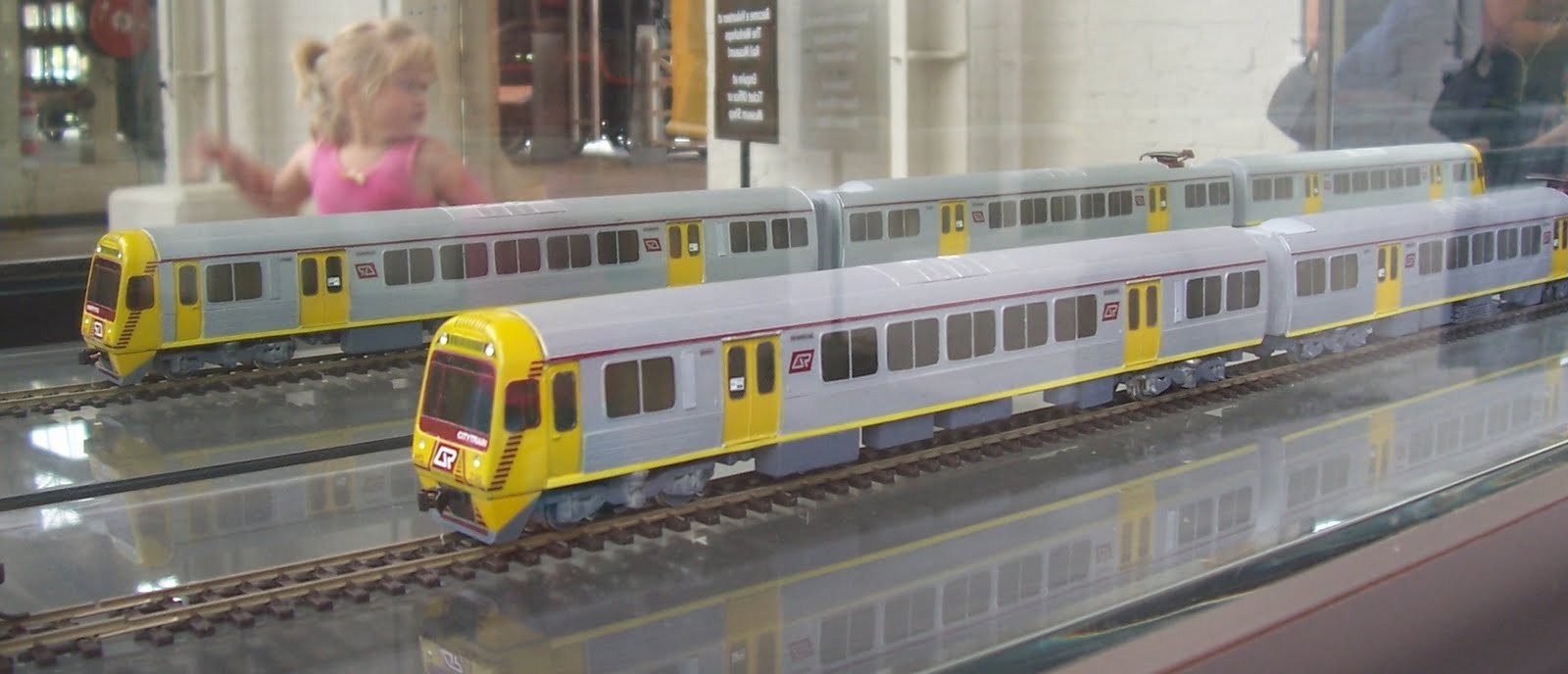 Trains &amp; Stuff: Queensland Rail