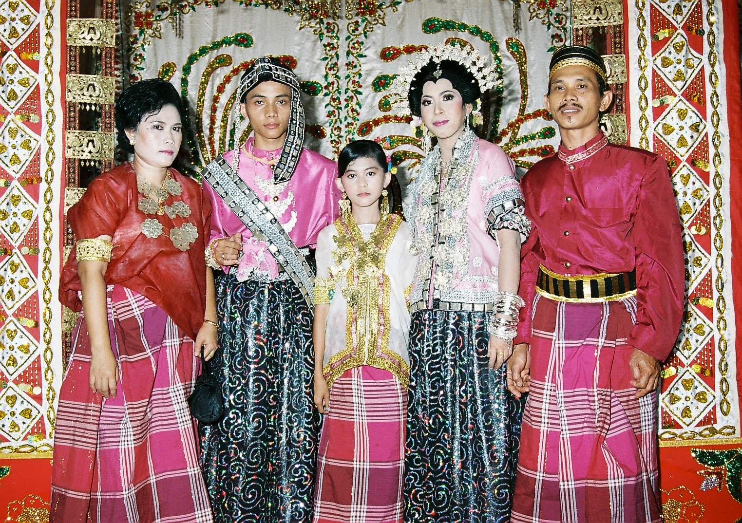 Tata Rias Pengantin Adat Bugis 