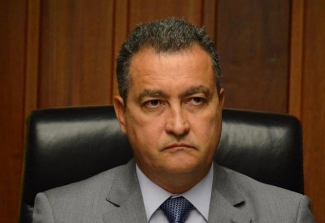 Governador condena os atos de violência e caso será levado à Corregedoria da PM 