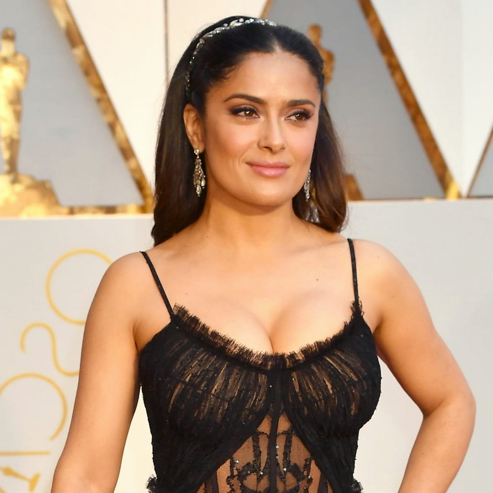 Salma-Hayek-Hot-and-Sexy-Images