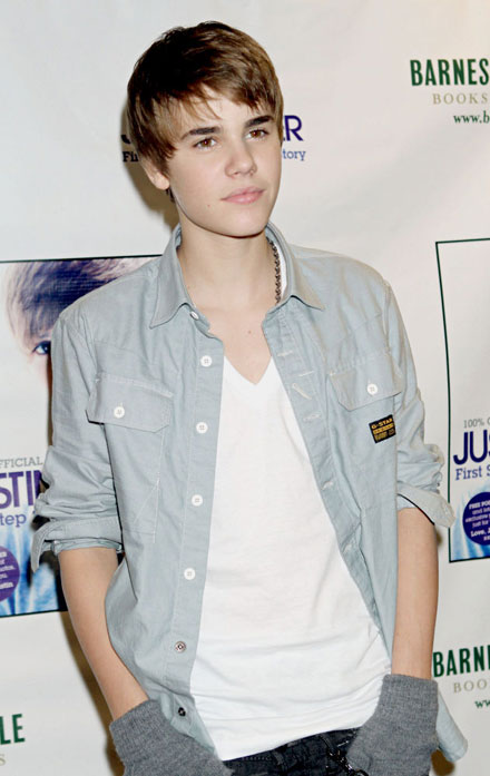 justin bieber hairstyle. plus Justin+ieber+haircut