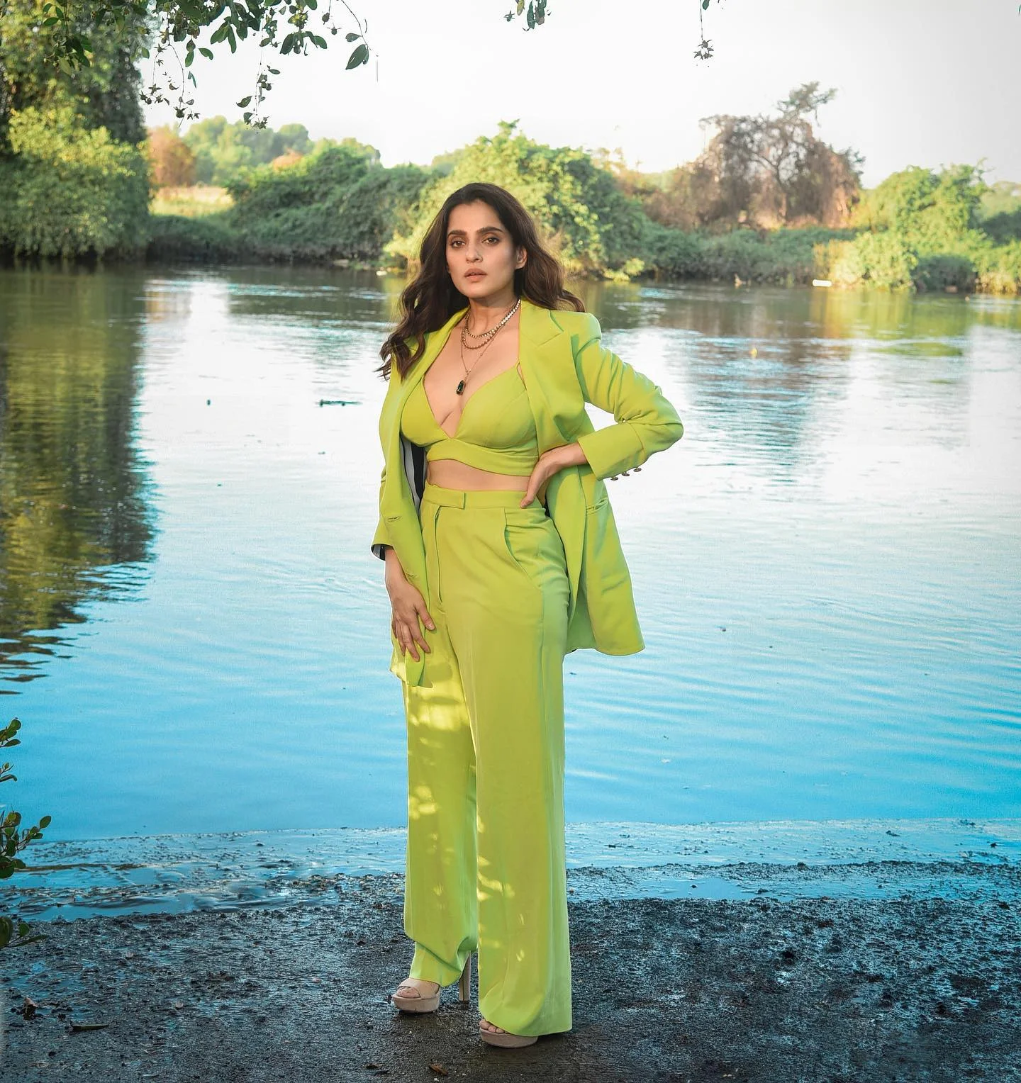 Priya Bapat cleavage pantsuit stylish actress city of dreams