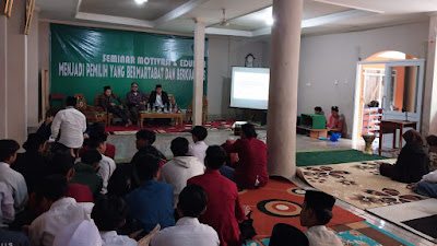 Seminar Motivasi dan Edukasi Bagi Pemilih Pemula Digelar Bawaslu Kota Bogor di Ponpes Sirojul Huda