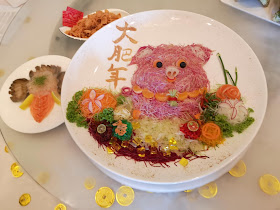 Gold Rush Yu Sheng featuring lobster, Australian abalone and Norwegian salmon 