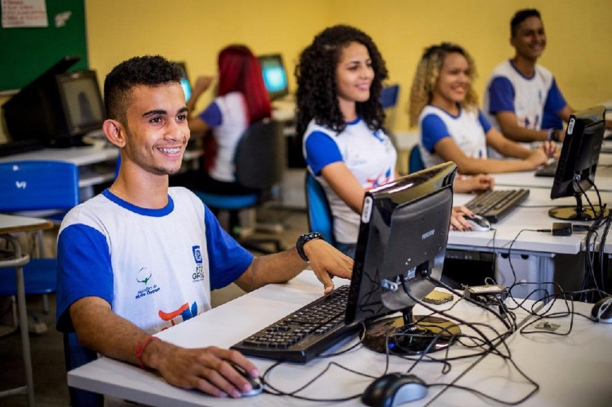 Seduc lança plataforma Escola Digital na próxima segunda-feira