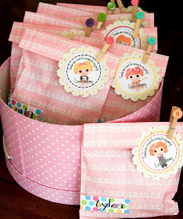 Girl  Birthday Party Ideas on Of A White Mother Raising A Black Baby  Lalaloopsy Birthday Party