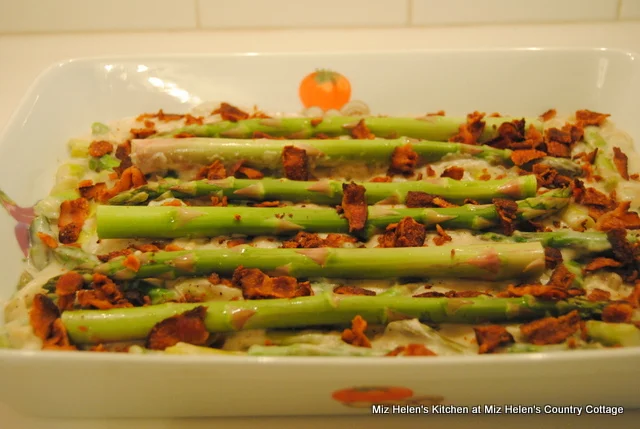 Fresh Asparagus Casserole at Miz Helen's Country Cottage