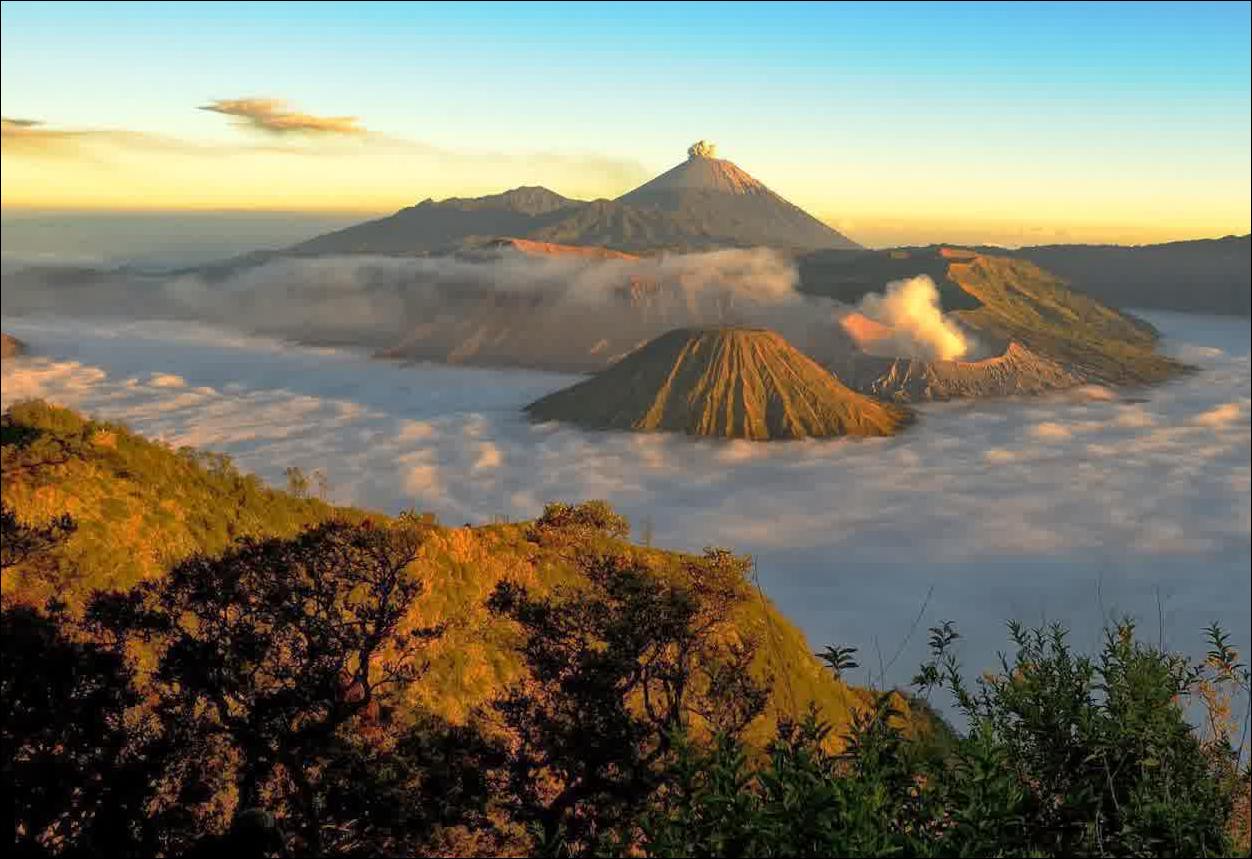 Fantastis 20 Foto Pemandangan  Gunung  Di  Sore Hari  Arka 