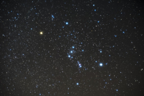 orion-night-shy-star-constellation