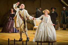 Der Rosenkavalier - Opera North - Henry Waddington, Fflur Wyn - Photo Credit: Robert Workman