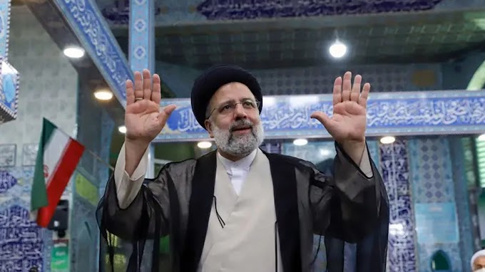 Helicopter carrying Iran's president crashes