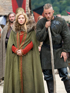 Главарь викингов со своей женой