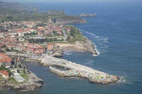 Llanes,hoteles,sitios de interes,fotos.