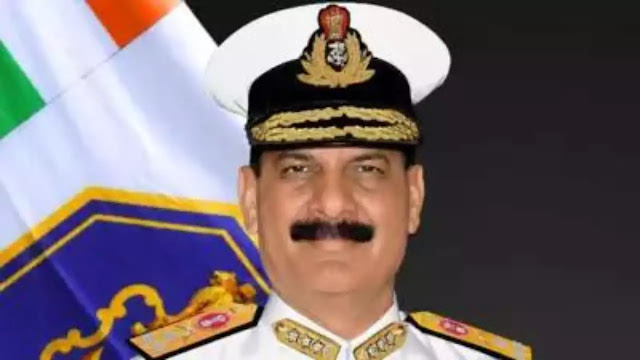 இந்திய கடற்படைத் தளபதியாகப் பொறுப்பேற்றார் தினேஷ் குமார் திரிபாதி / Dinesh Kumar Tripathi took charge as the Commander of the Indian Navy