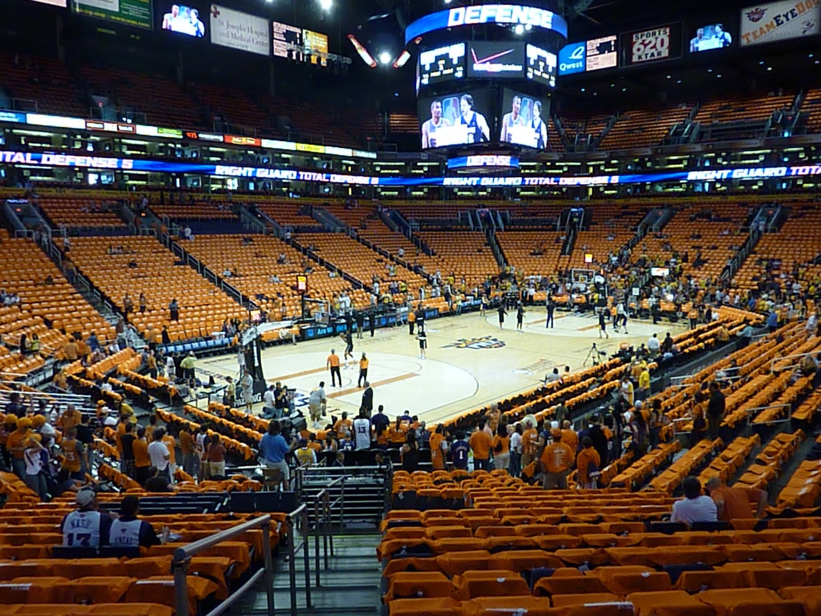 Sports Road Trips: Los Angeles Lakers 109 at Phoenix Suns ...