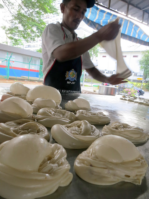 Roti Canai (Prata) Bukit Chagar. Gerai MFR in Johor Bahru