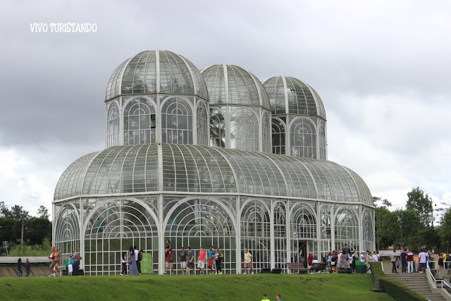 Curitiba | Fomos conhecer os cartões postais Jardim Botânico e Museu Oscar Niemeyer