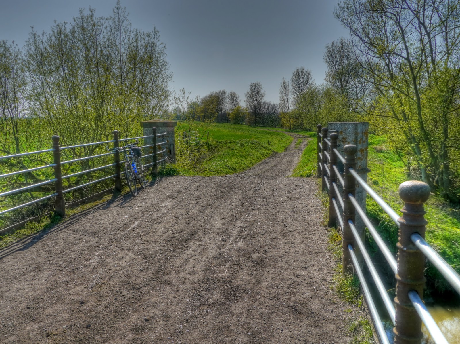 P1080363_1_2_tonemapped.jpg
