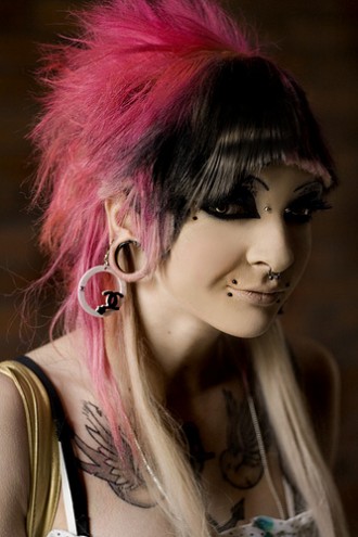 Long Emo Hair style for girls