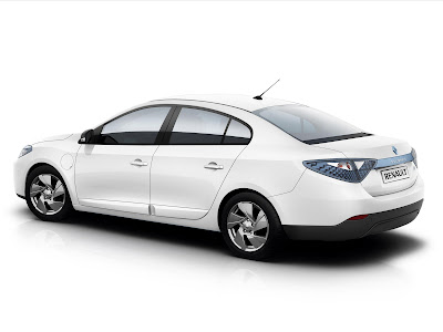 renault fluence 2011. Renault Fluence launching on