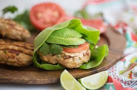 Spinach Avocado Chicken Burgers (Whole30, Paleo, AIP) #healthy #keto