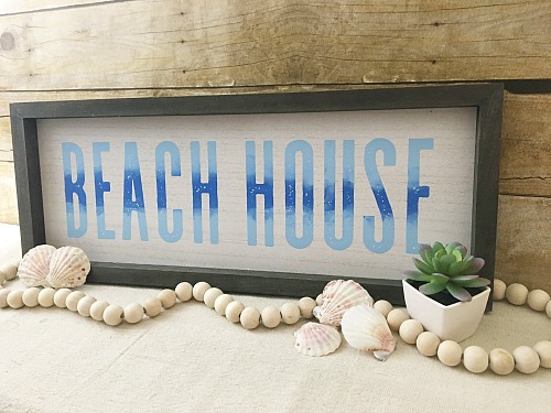 Vintage Paint and more... step-by-step tutuorial to make your own beach house sign with Chalk Couture products.  Made in just minutes and ready to display.